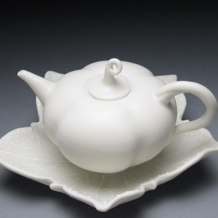 T104: Main image for Pumpkin Teapot made by Elizabeth Lurie