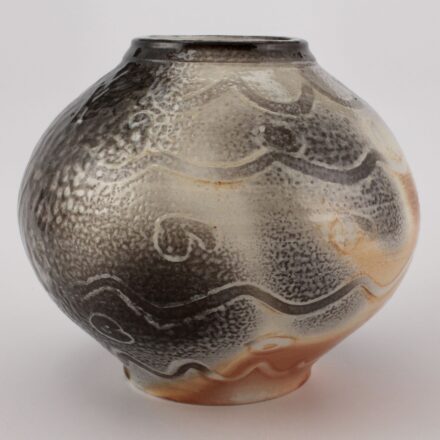 V252: Main image for Harvest Moon Ginger Jar made by Ian Bassett