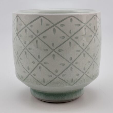 C1395: Main image for Celadon Cup made by Steven Young Lee